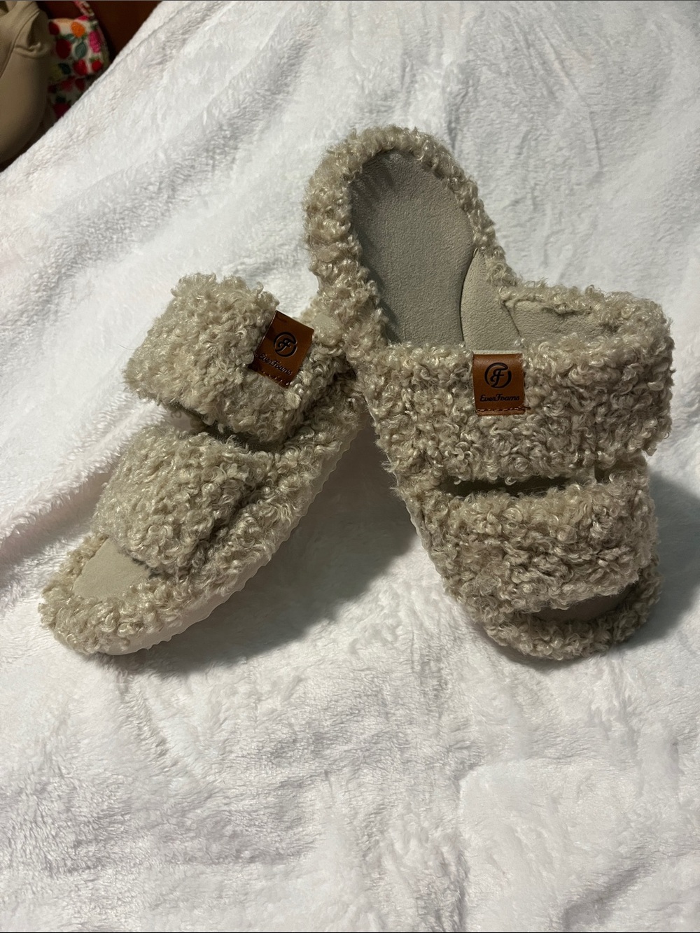 Cozy Fuzzy Slide Sandals in Beige - Faux Shearling Women’s Shoes